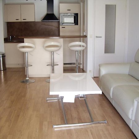 Appartement Moderne A Antibes 50 M² Vue Sur Jardin Luaran gambar