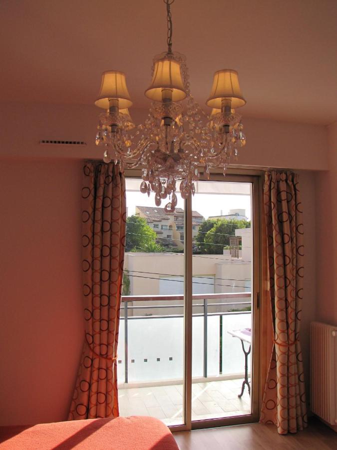 Appartement Moderne A Antibes 50 M² Vue Sur Jardin Luaran gambar