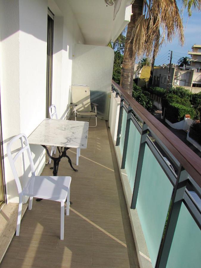 Appartement Moderne A Antibes 50 M² Vue Sur Jardin Luaran gambar